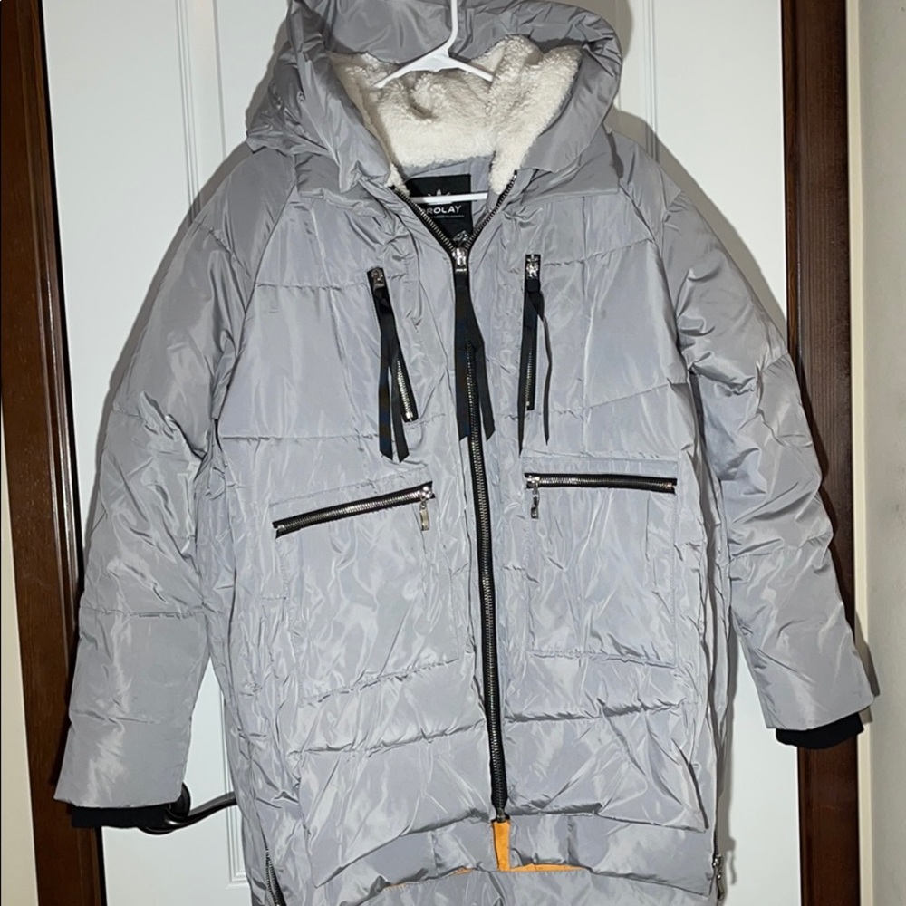 really cute warm greyish silver parka!!!